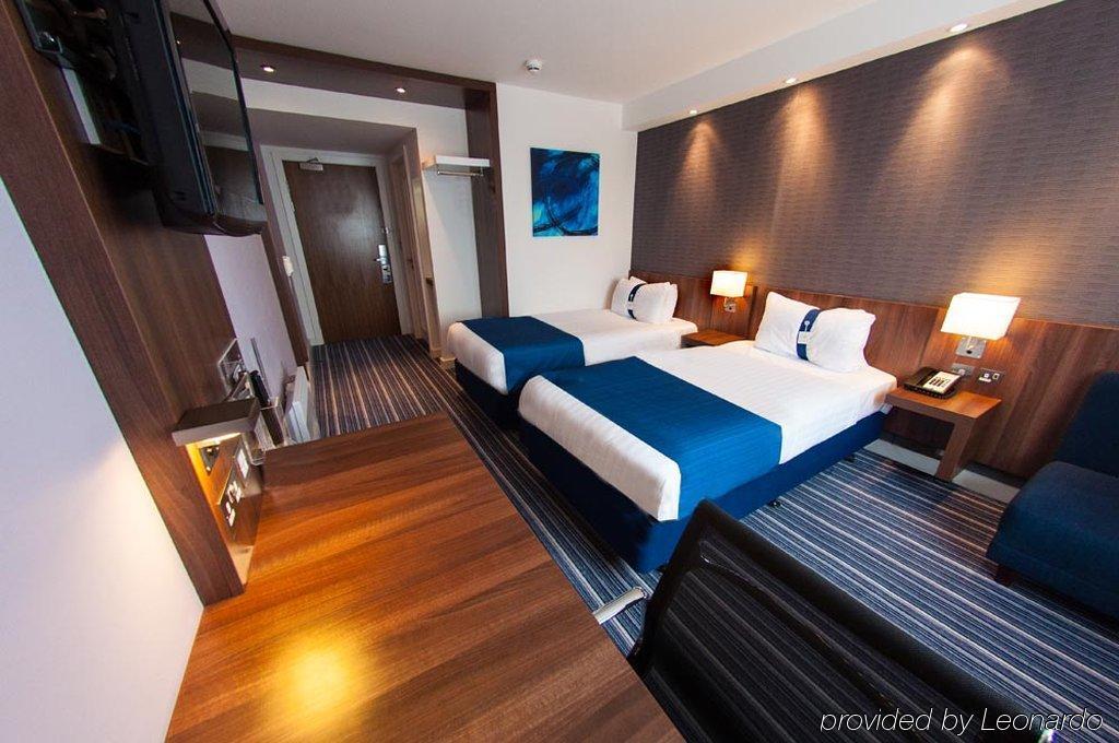 Holiday Inn Express Liverpool Hoylake, An Ihg Hotel Εξωτερικό φωτογραφία