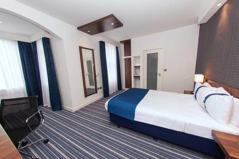 Holiday Inn Express Liverpool Hoylake, An Ihg Hotel Εξωτερικό φωτογραφία